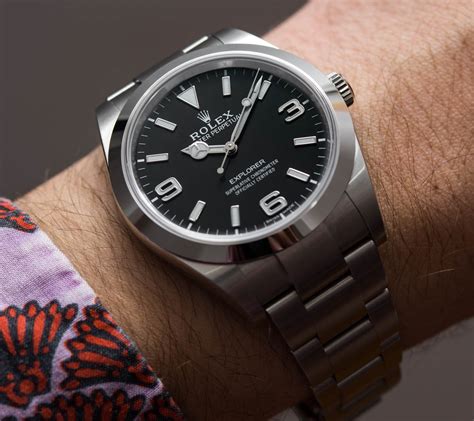 rolex explorer 1 39mm fuori produzione|rolex 39mm review.